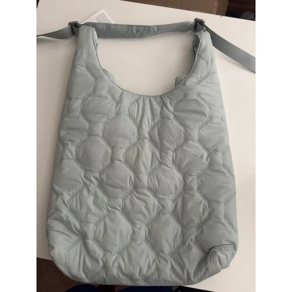 lululemon Quilty Pleasures Large Quilted Shoulder Bag Zip Detachable Strap 14L